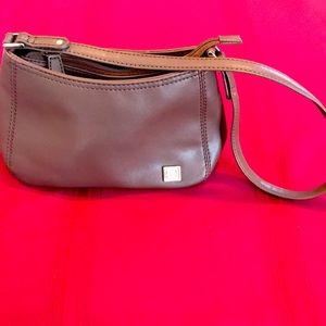 Liz Claiborne mini faux brown leather adorable purse!